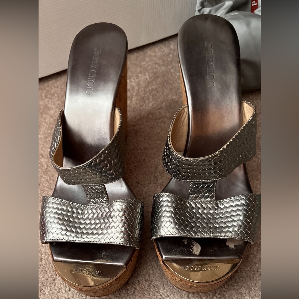 Jimmy Choo cork wedge very comfortable shoe. Size 39 pewter color